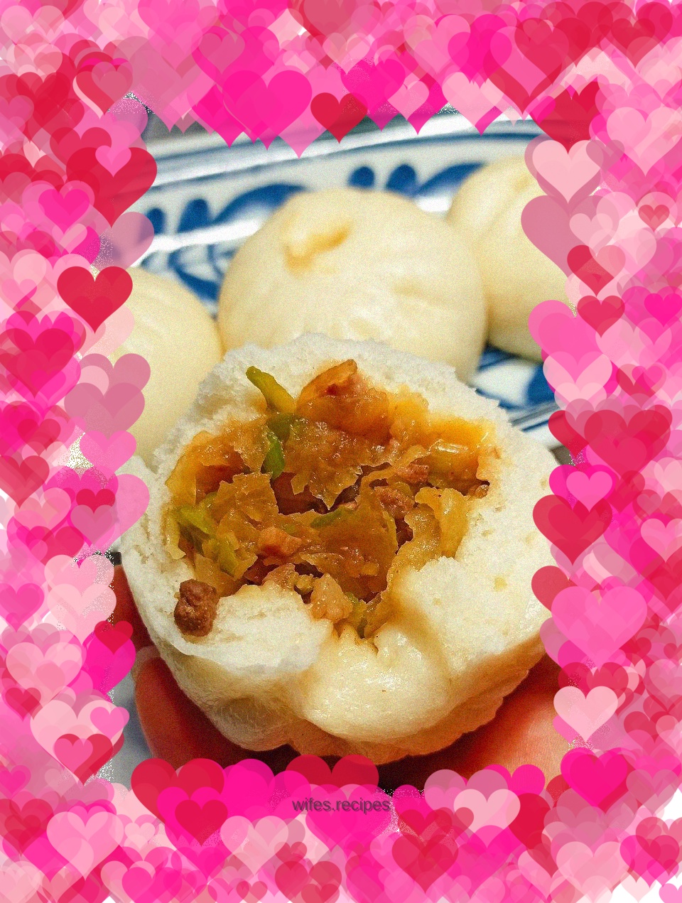 Sautéed Pork and White Radish Steamed Buns