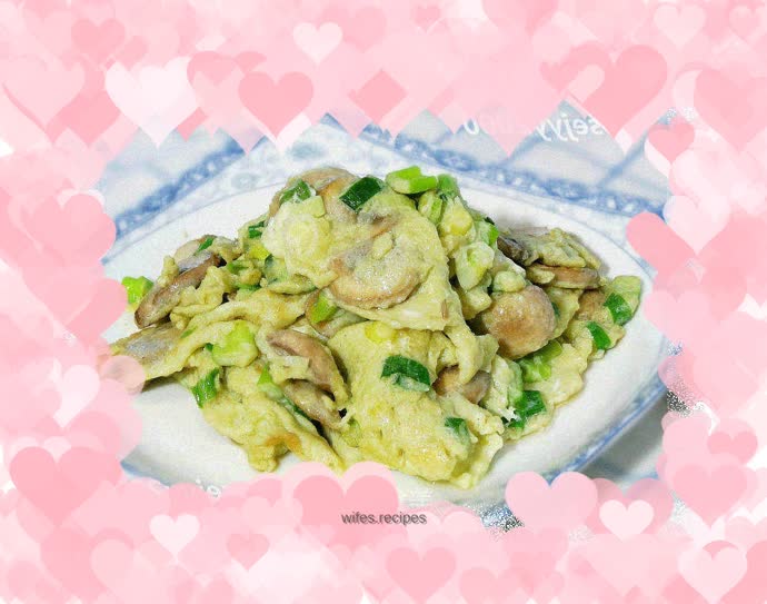 Scrambled Eggs with Mushrooms, Chives and Onions