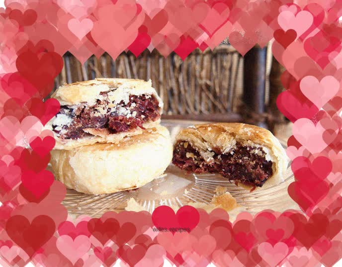 Snow Mountain Rose Flower Cake