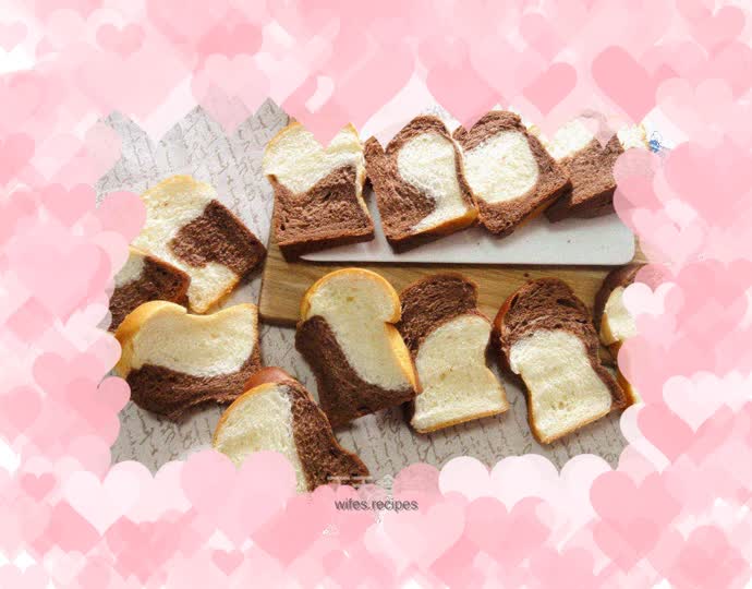 Super soft two-color toast