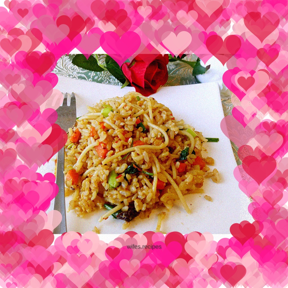 Fried rice and pasta mix