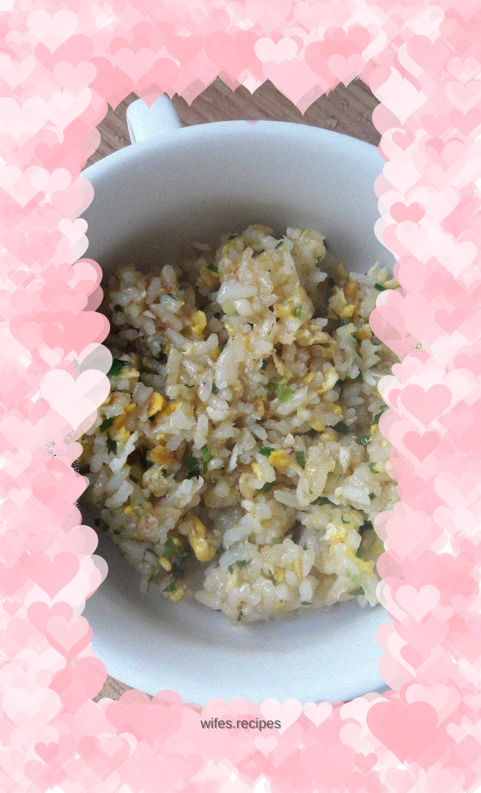 Fried rice with chopped green onion, mint and egg