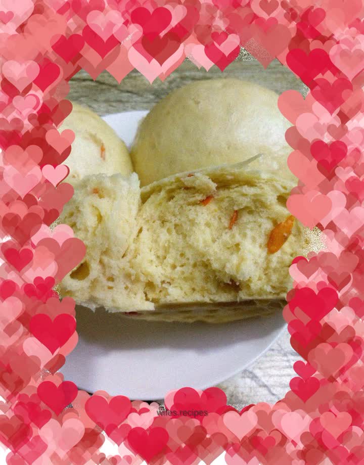 Pumpkin steamed buns