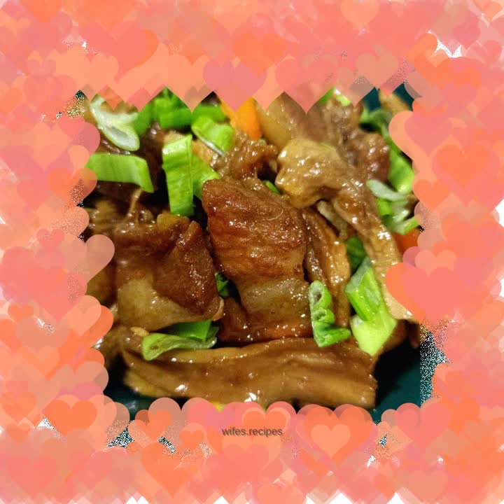 Roast pork and stir-fried drumstick mushrooms