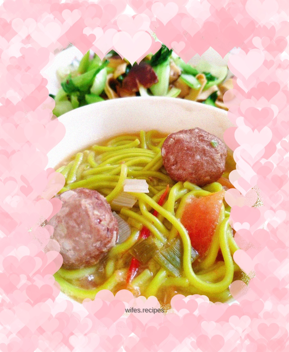 Tomato and Meatball Noodles
