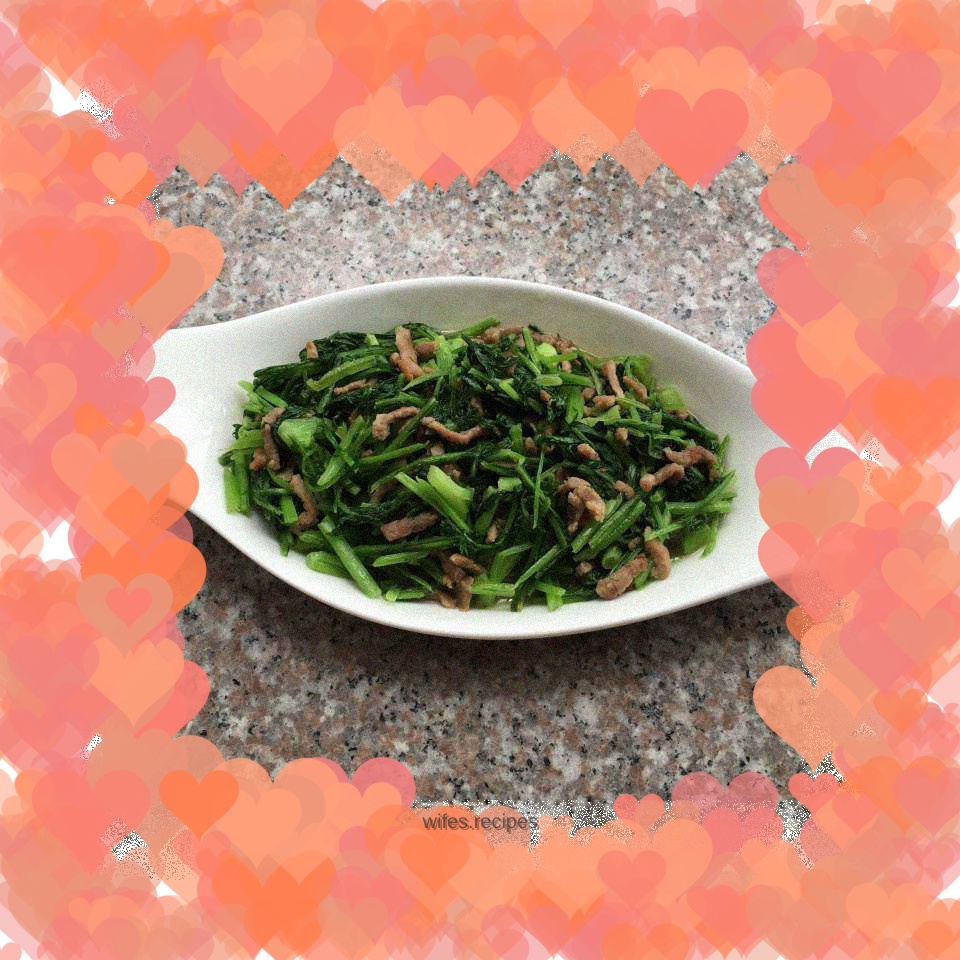 Stir-fried shredded pork with red potherb