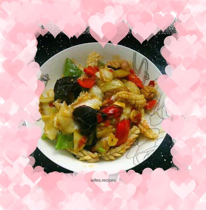 Stir-fried cabbage with fresh squid