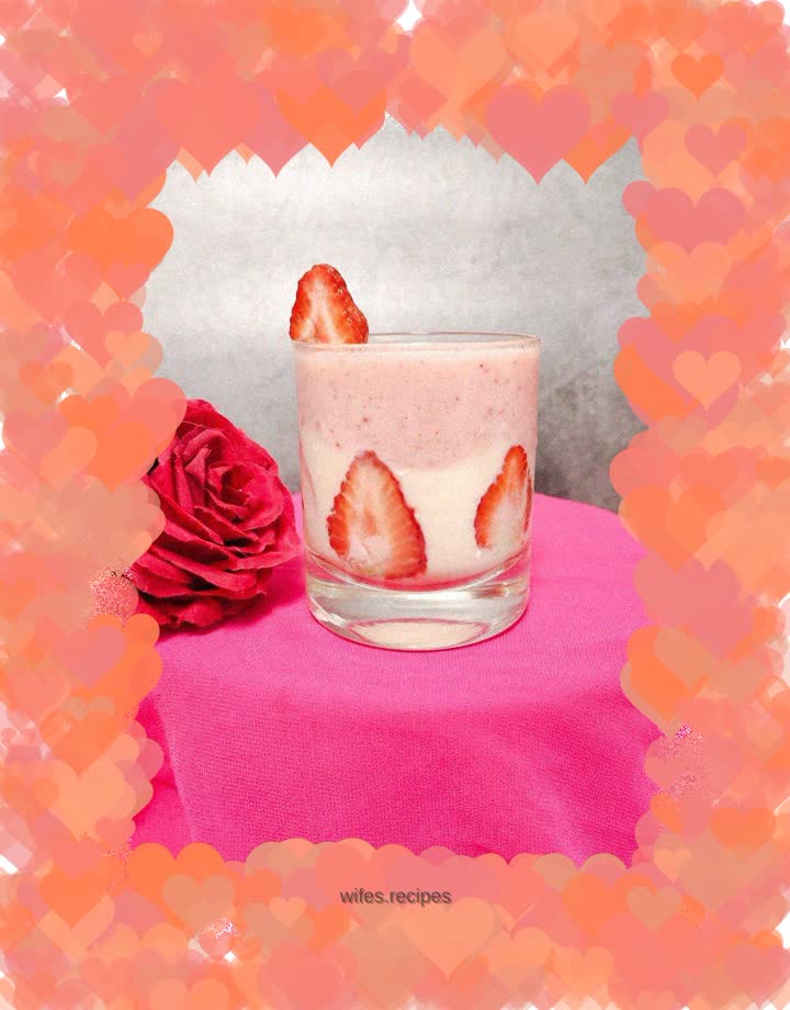 Strawberry yogurt cup