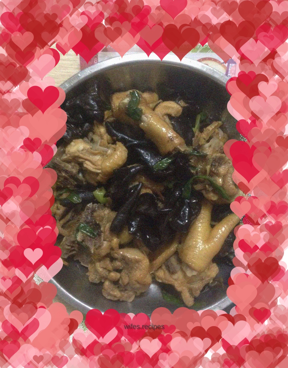 Fried chicken with fungus