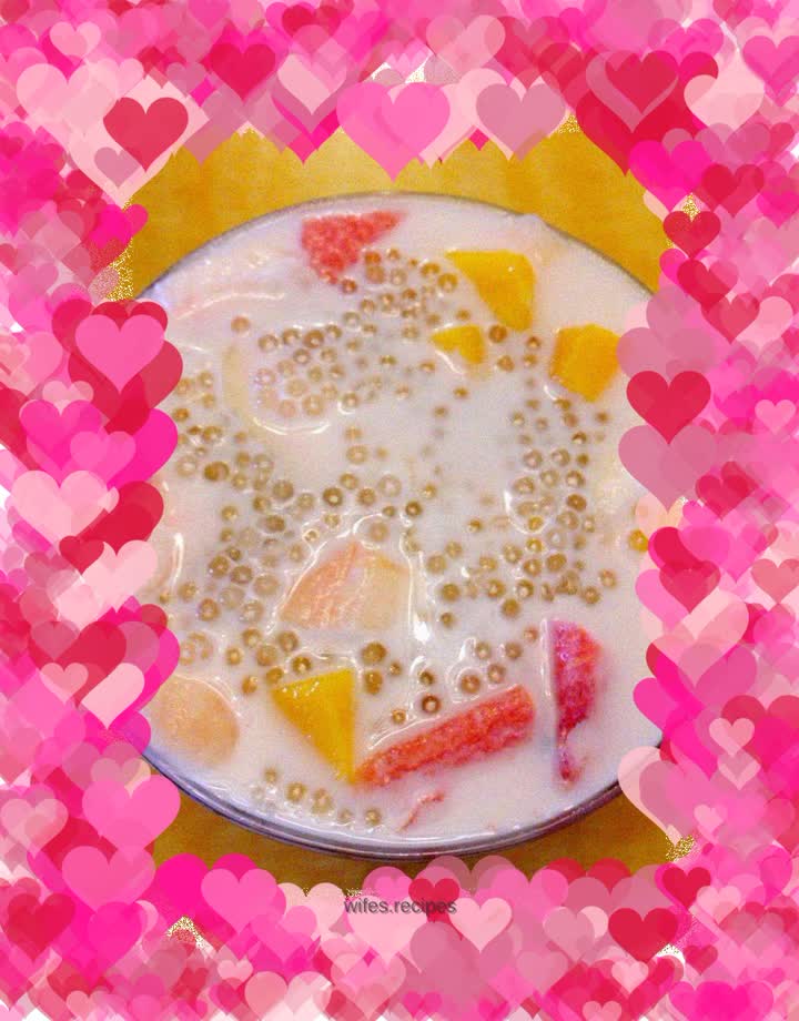 Sago fruit in coconut milk