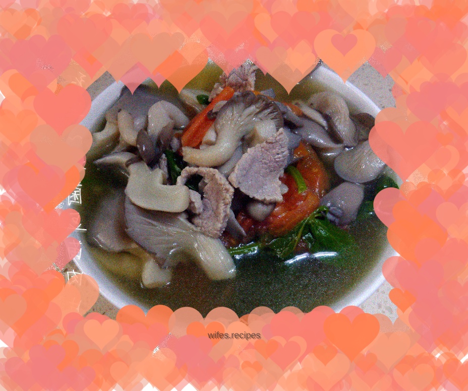 Frozen Mushroom Bean Sprouts and Pork Sliced Soup