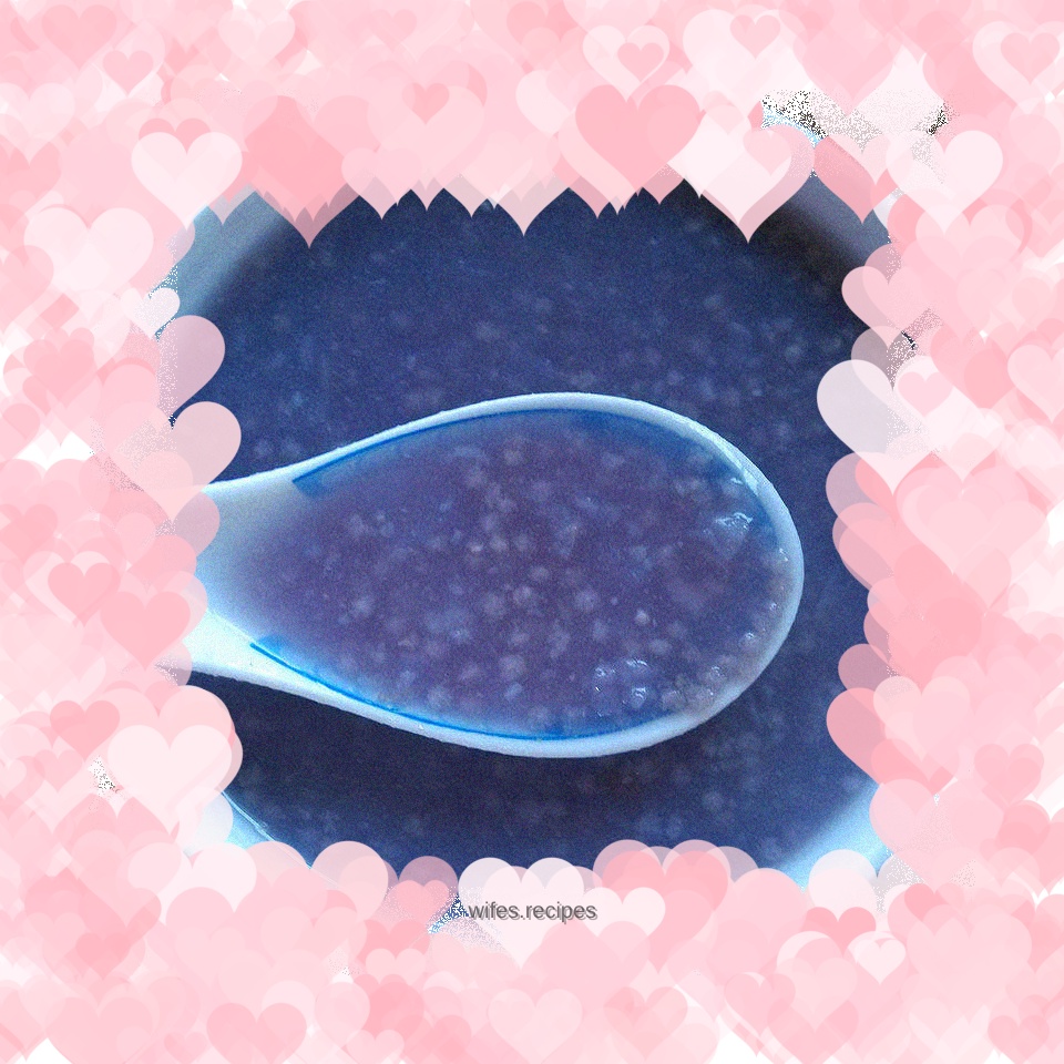 Purple sweet potato and millet nutritional porridge