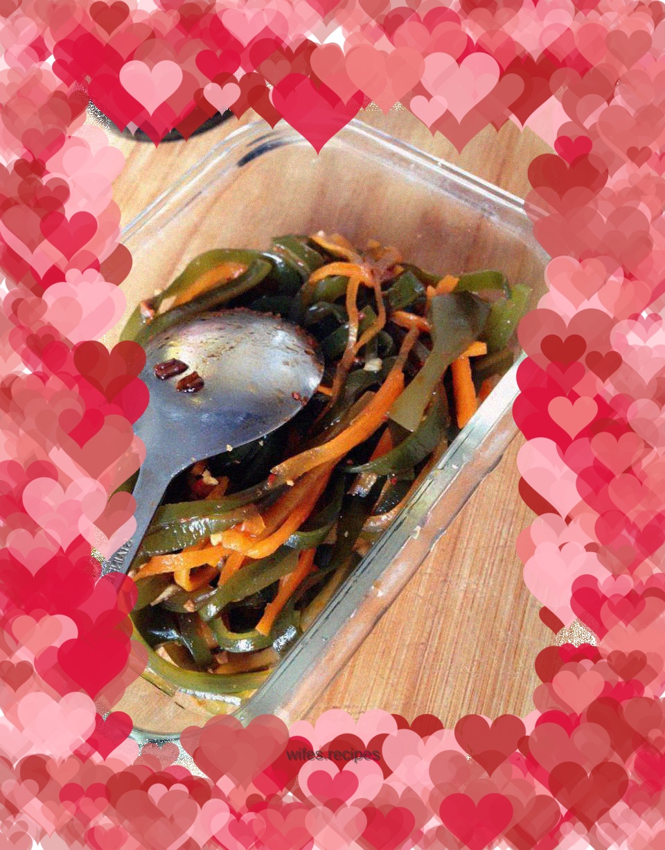 Spicy and sour seaweed