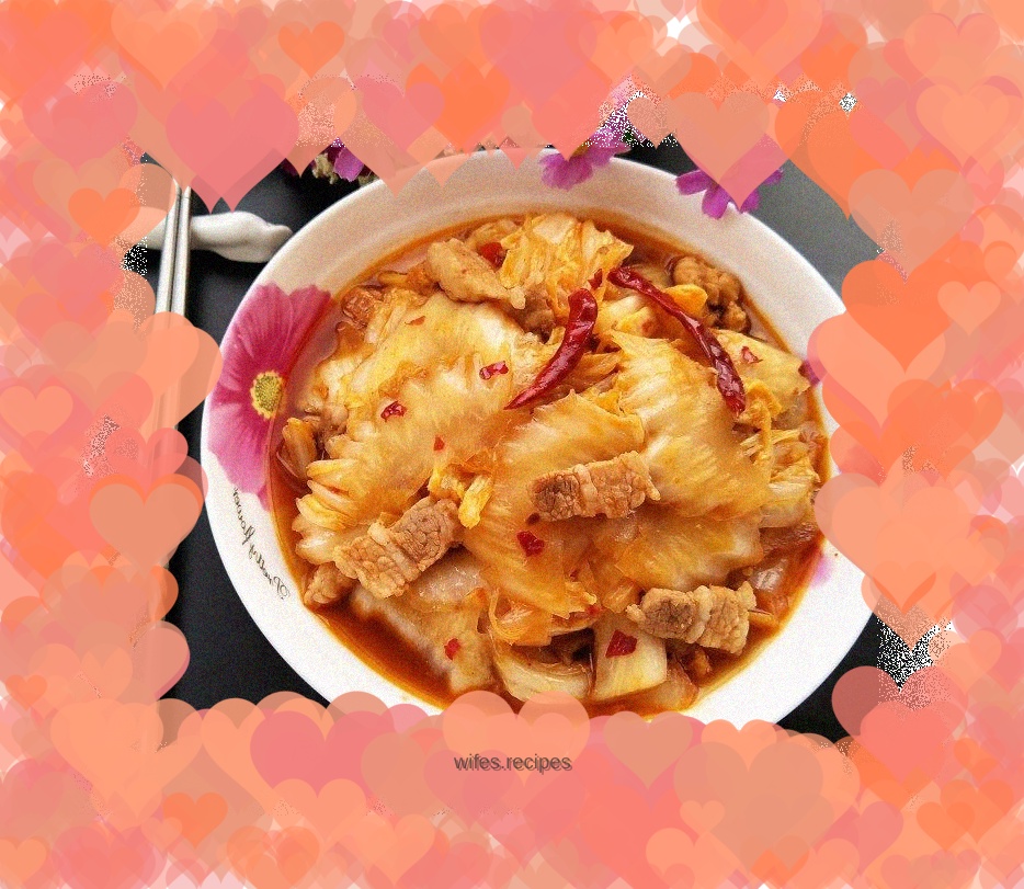 Stir-fried cabbage with spicy sauce