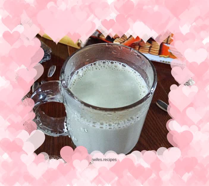 Matcha mixed with milk