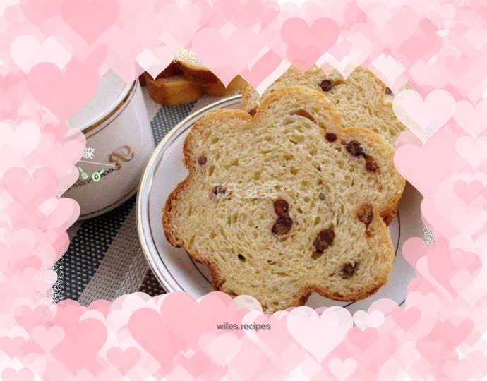 Sweet Bean and Plum Blossom Toast