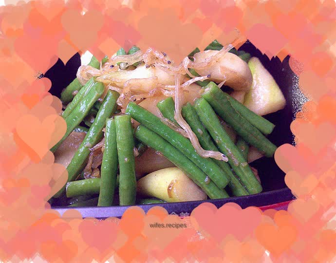 Stir-fried whitebait with wild rice beans