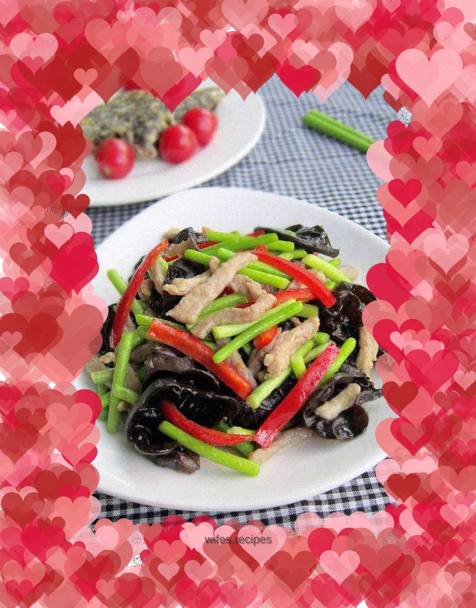 Garlic sprouts, fungus meat