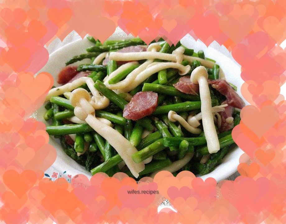 Stir-fried Asparagus with Sausage, Seafood and Mushrooms