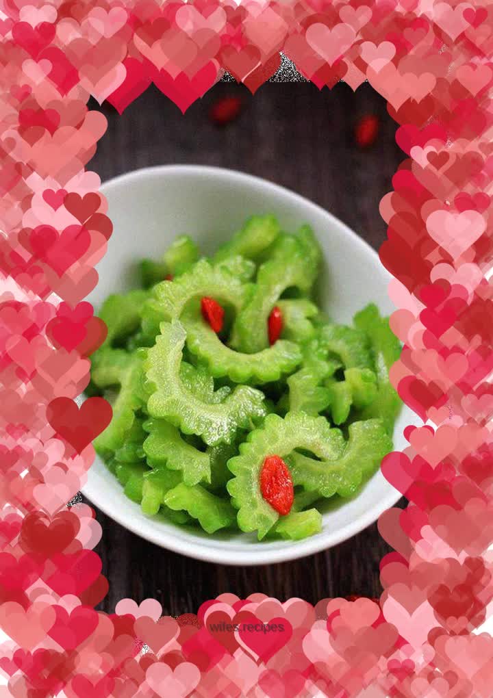 Clear away heat and remove internal heat---Fragrant wolfberry and bitter melon