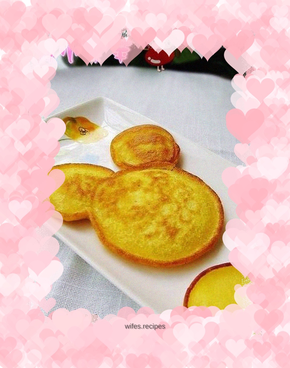 Corn Mickey Cookies