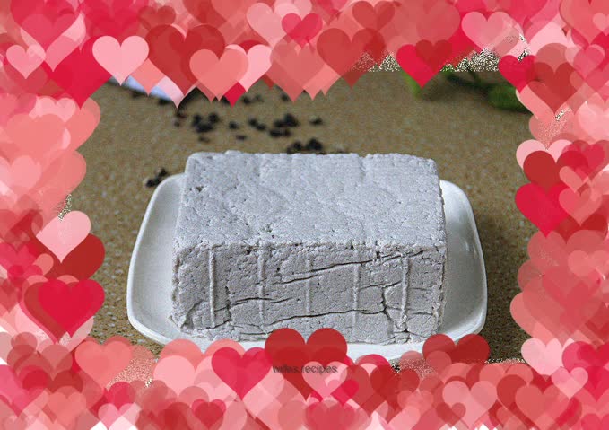 Black wolfberry tofu