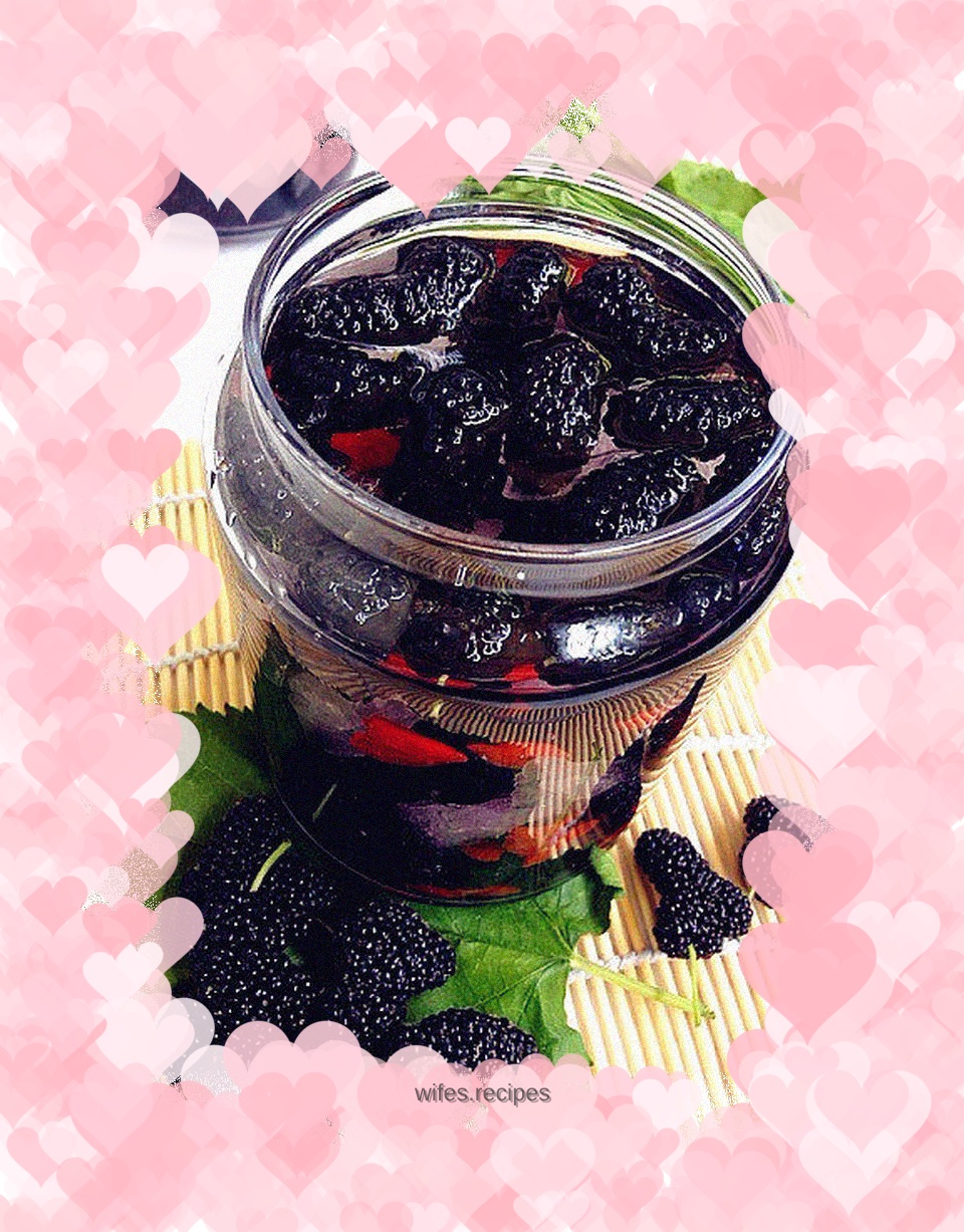 A must-have for beauty---Mulberry wine