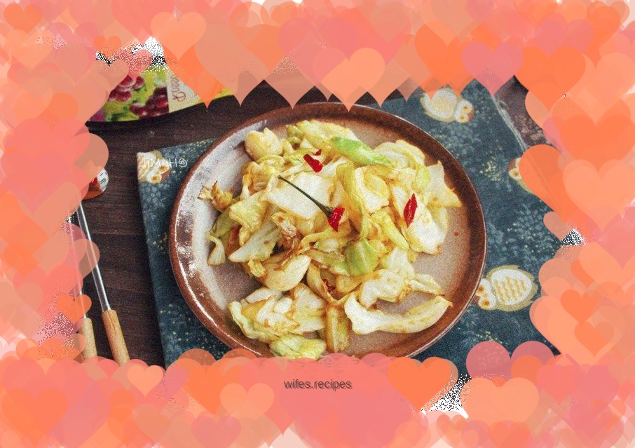 Hand shredded spicy and sour cabbage