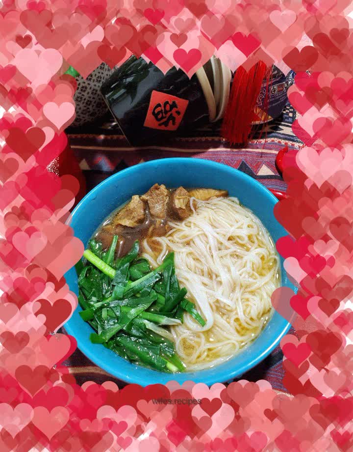 Braised Pork Rice Noodles