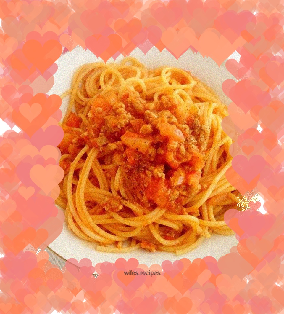Easy to make Tomato Bolognese Pasta