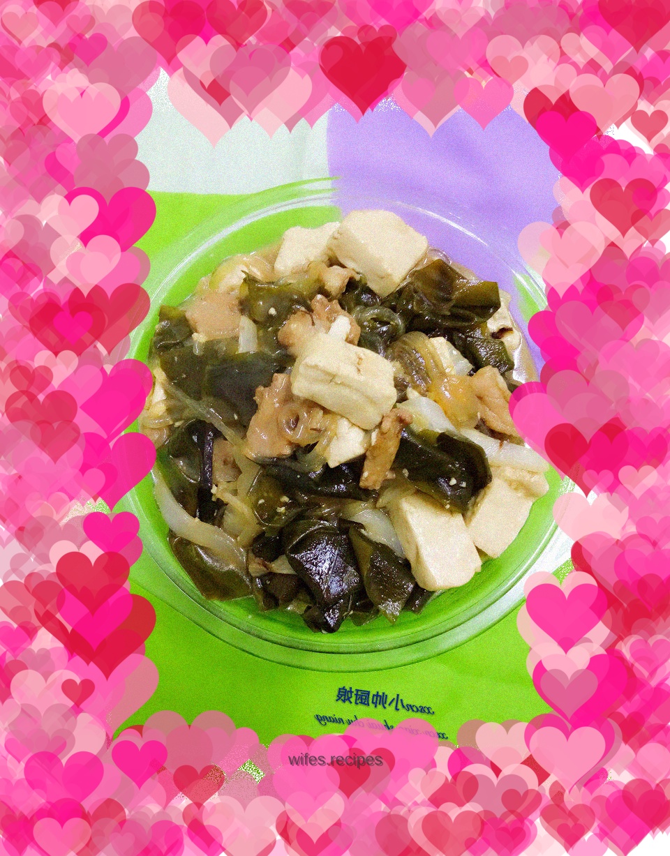 Chinese cabbage stewed with tofu, vermicelli and kelp~stewed randomly