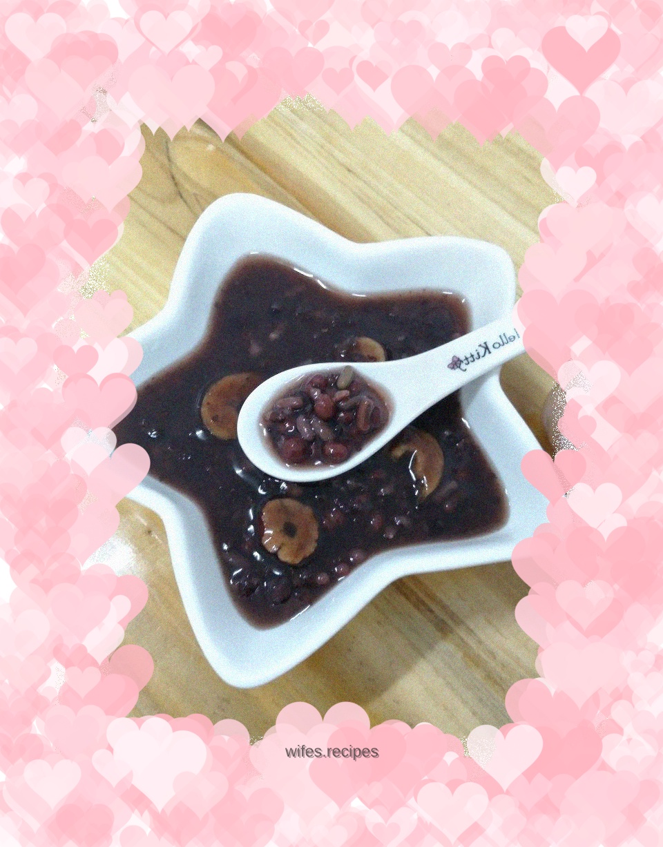 Red bean and black rice barley porridge (beauty and detoxification porridge)