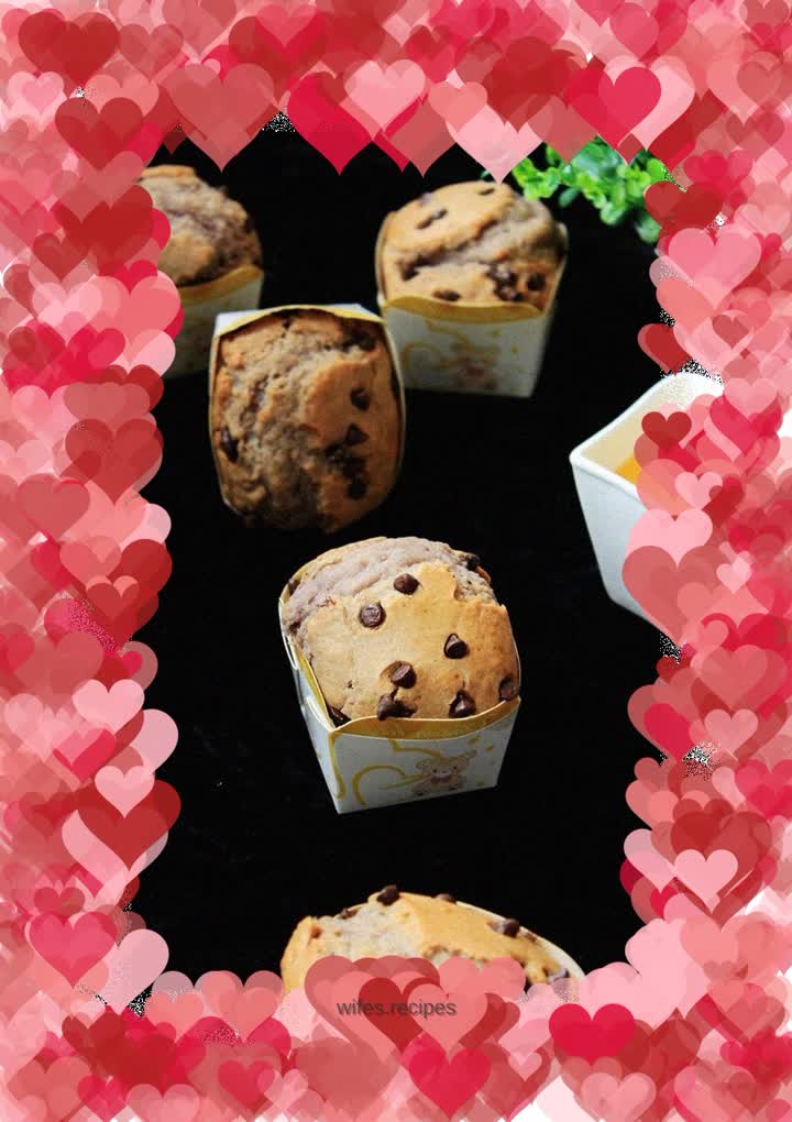 Strawberry Milkshake Muffin