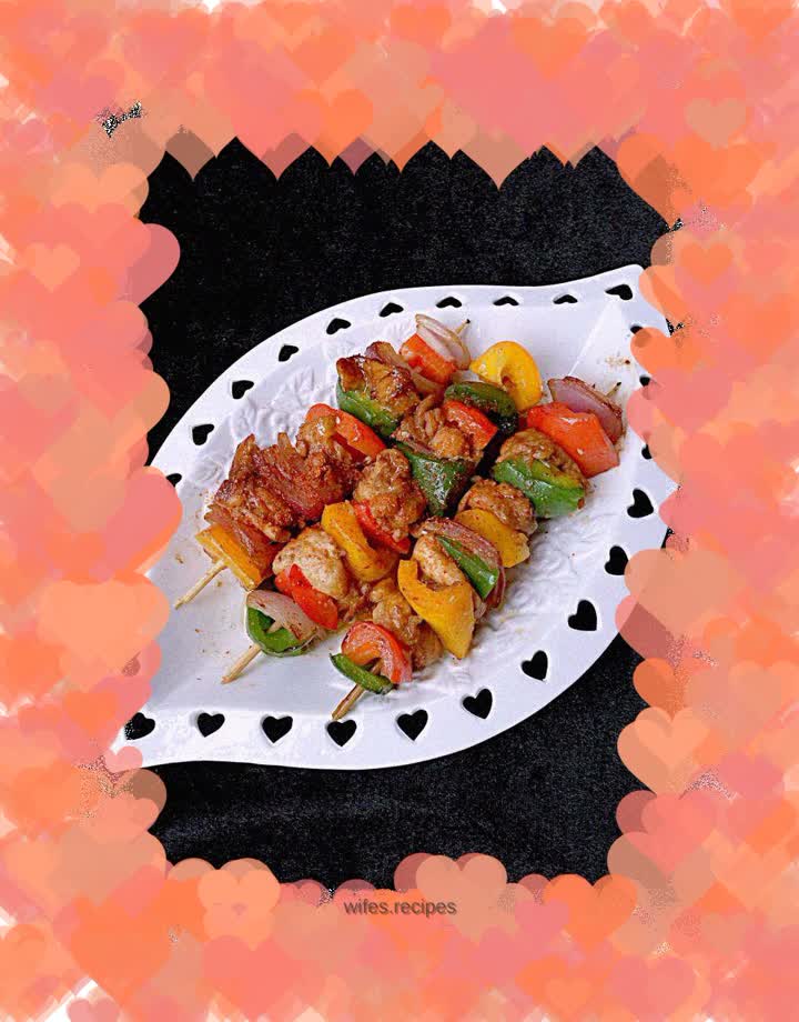 Pan-fried colorful chicken skewers