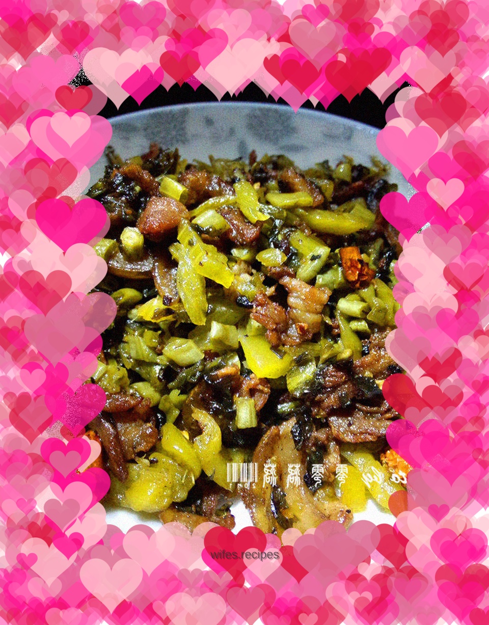 Stir-fried pork belly with sauerkraut