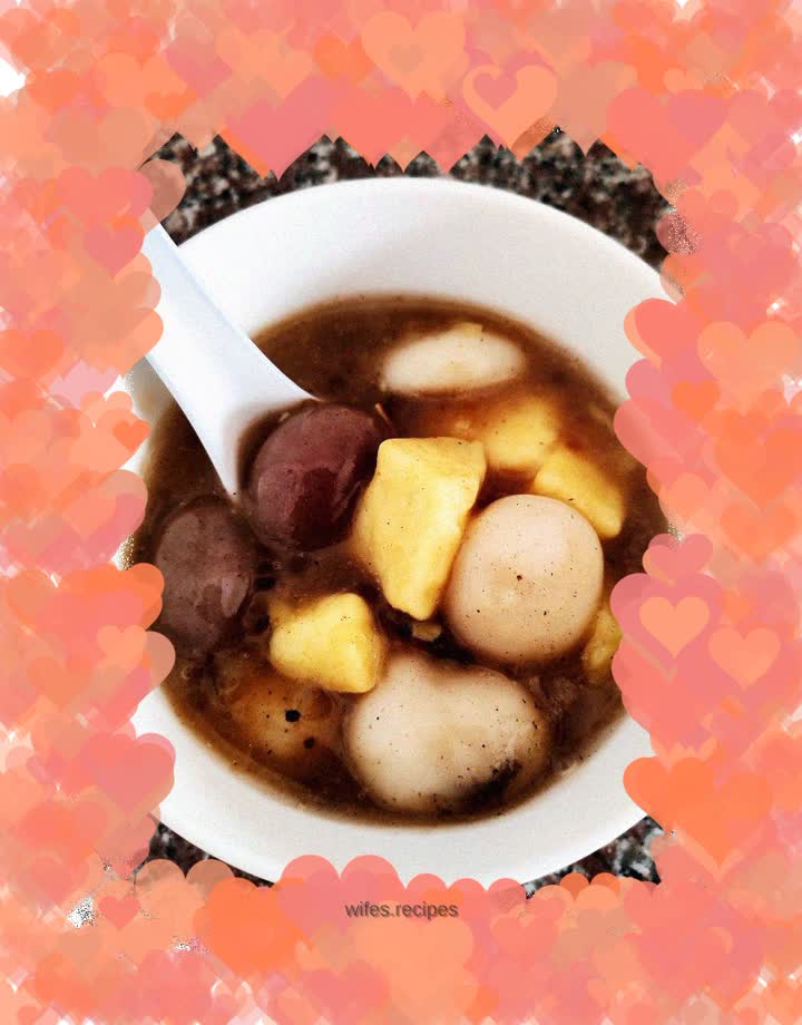 Sesame glutinous rice balls, sweet potato and sago syrup