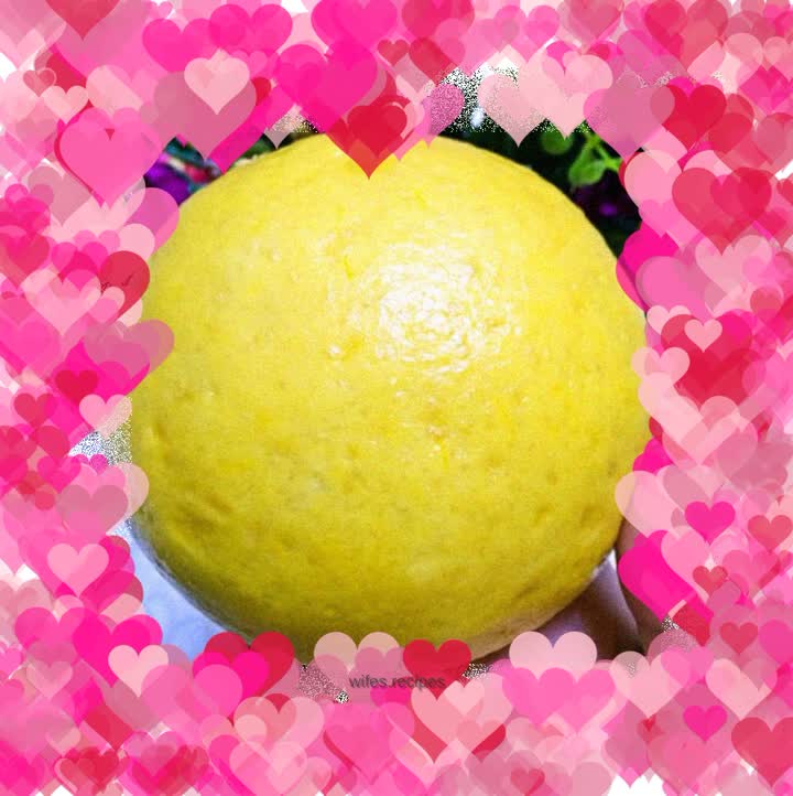 Pumpkin golden steamed buns