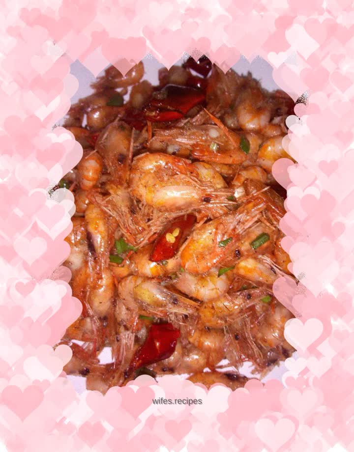 Stir-fried salt and pepper river shrimp