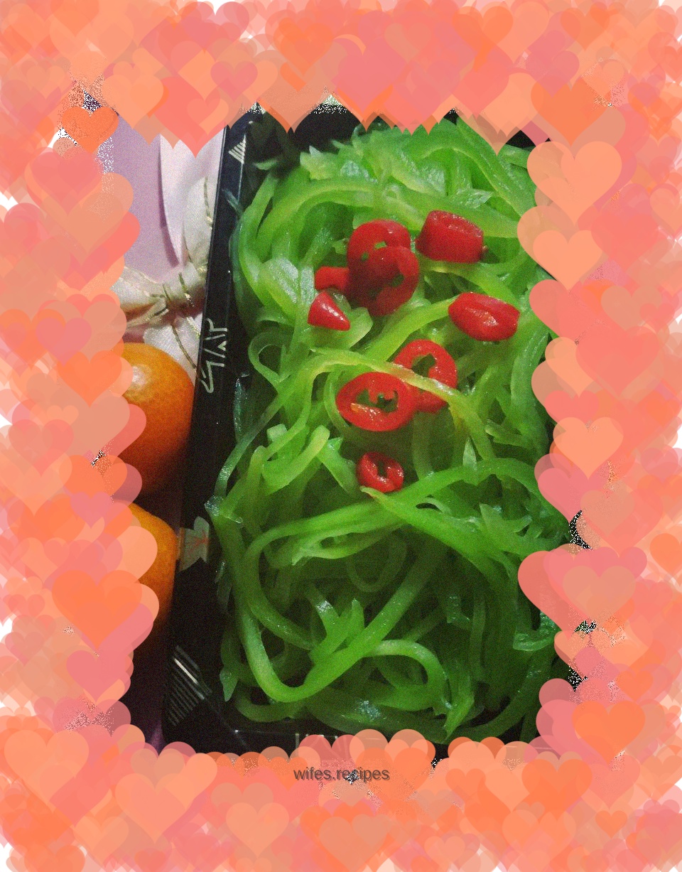 Shanghai Shredded Sweet and Sour Lettuce