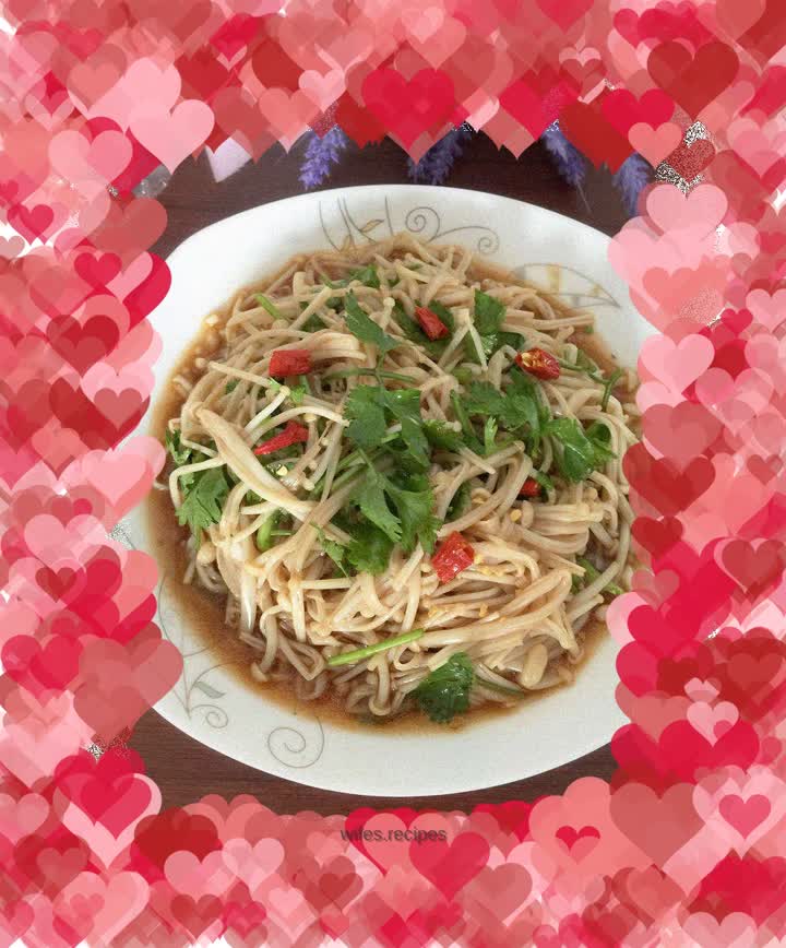 Cold Enoki Mushrooms