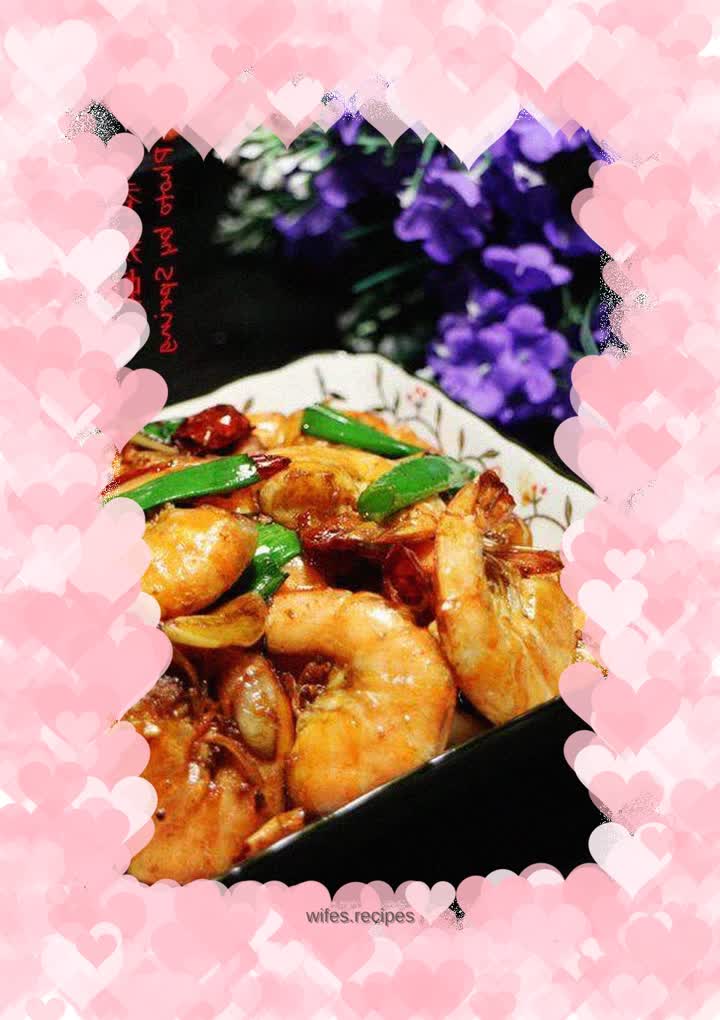 Finger sucking spicy shrimp