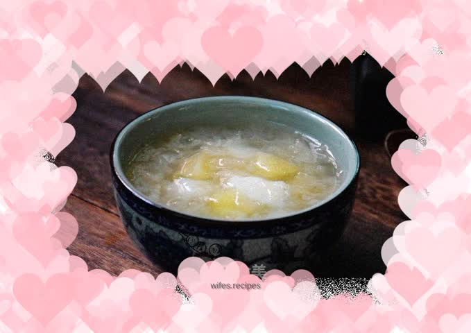 Apple Yam Tremella Soup