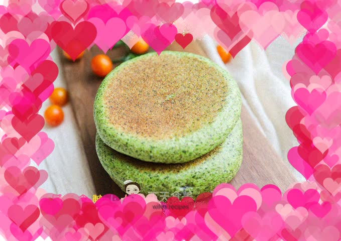 Complementary food for 12 months and above: cheese, purple rice and spinach buns