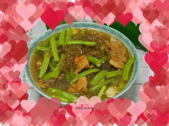 Pork ribs and beans stewed with vermicelli