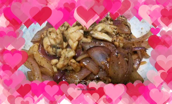 Fried frog with onions