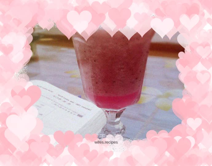 Dragon fruit peel honey juice to nourish and moisturize dryness in winter