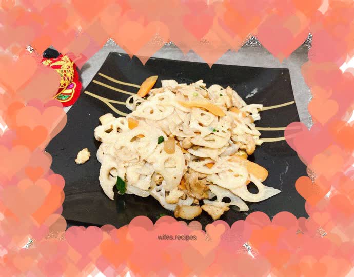 Crisp and refreshing, home-cooked stir-fry, ladies who love lotus root come here, you can eat more lotus root in autumn, stir-fried lotus root with shredded pork!