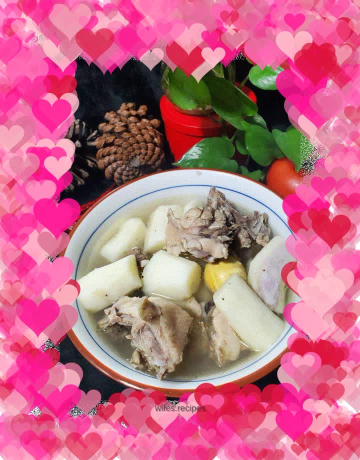 Old hen cooks gorgon yam soup