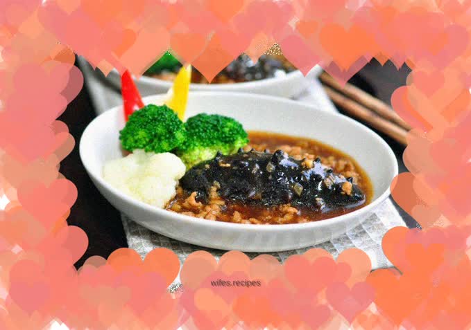 Grilled Sea Cucumber with Minced Pork