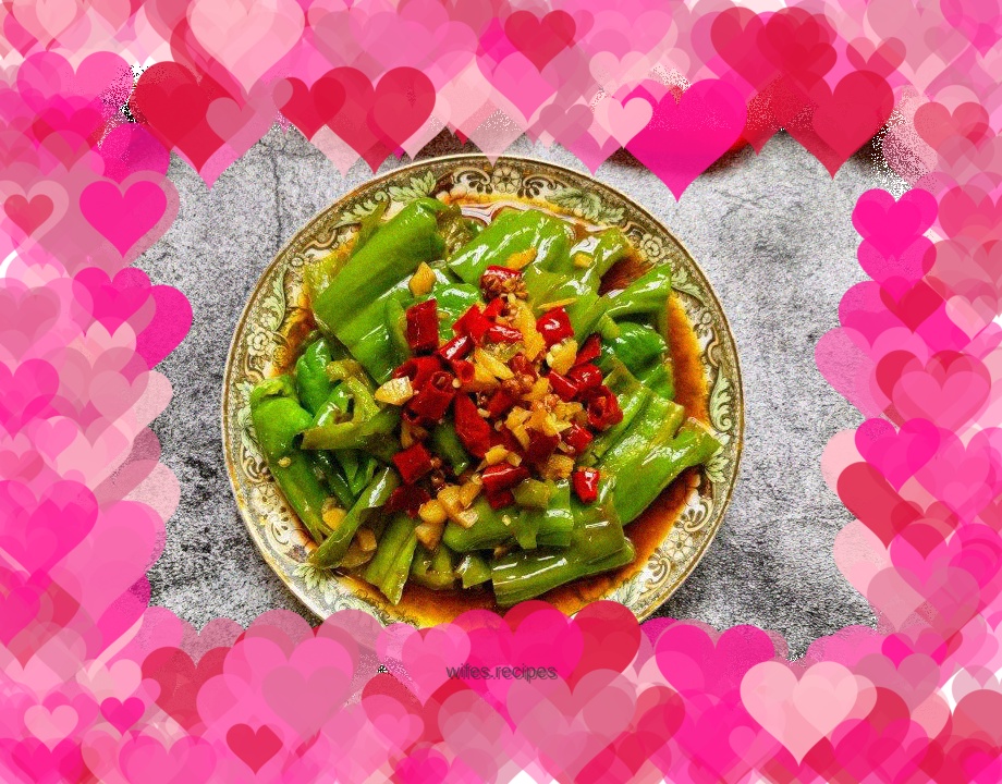 Braised green pepper with garlic